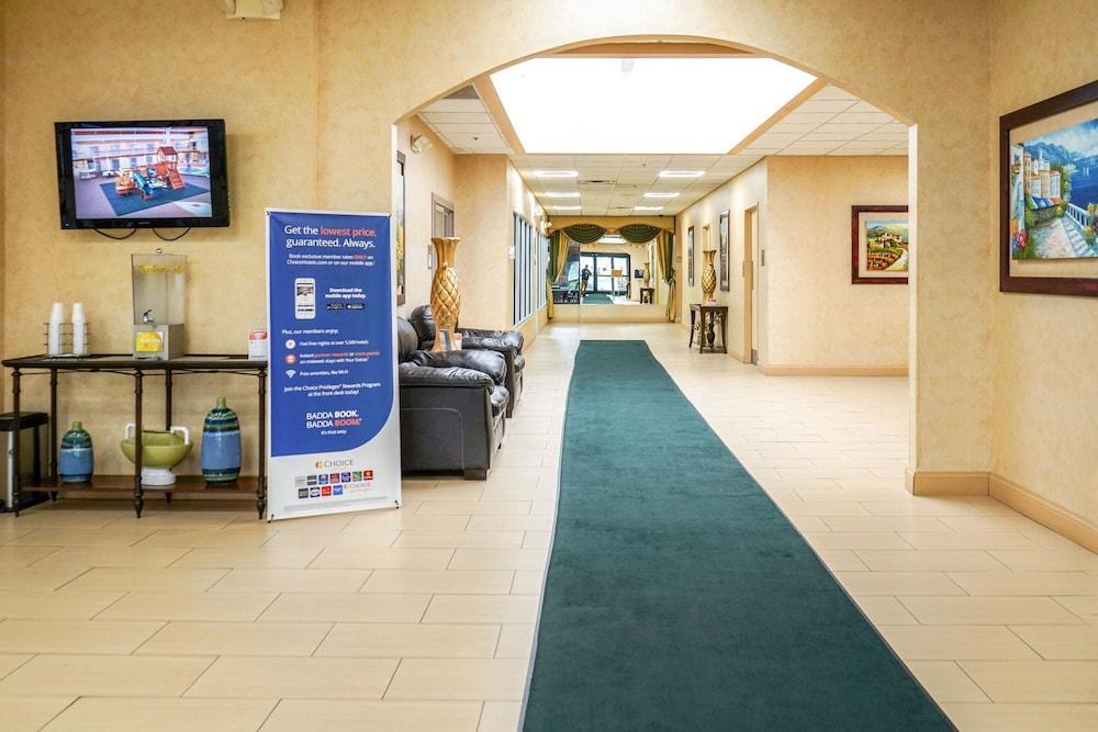 Quality Inn & Suites Coldwater Near I-69 מראה חיצוני תמונה